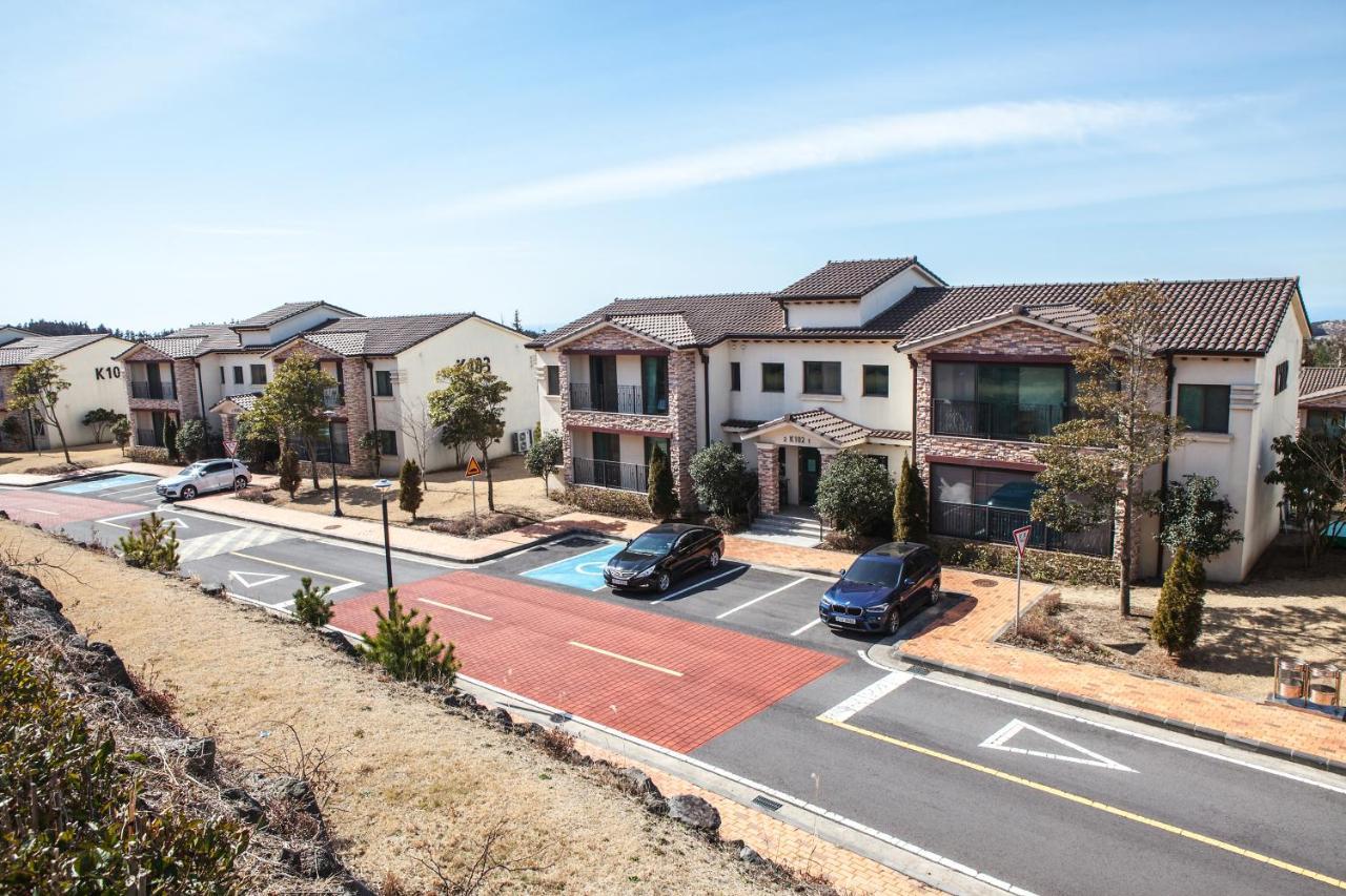Ardenhill Resort & Golf Jeju Exterior photo