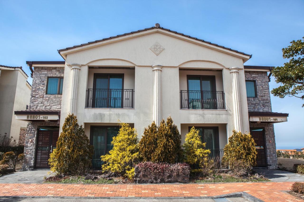 Ardenhill Resort & Golf Jeju Exterior photo